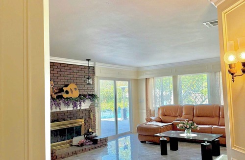 West Covina House | Stunning villa for gathering pool and Jacuzzi