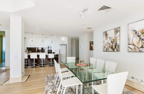 Surfers Paradise Apartment | Style and Amazing Views from this Level 37 Sub Penthouse
