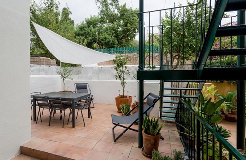 Alcantara Apartment | Stylish 2-Bedroom Apartment with Terrace in Alcântara
