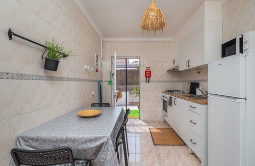 Zambujal Villa | Stylish 2BR w/Patio near Sesimbra Beach