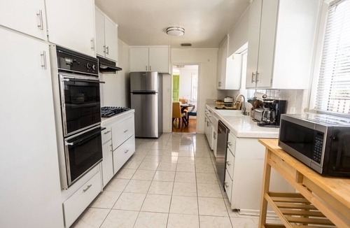 Montebello House | Stylish 3BR Oasis , Private Yard, Near Disneyland & Downtown LA