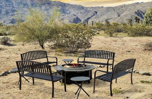 Borrego Springs House | Stylish and Private Adobe Retreat with Views in Borrego Springs/Anza Borrego