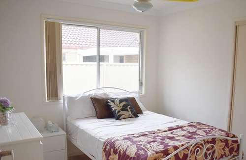 Parkwood House | Stylish home on holiday , pet friendly
