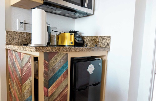 National City Apartment | Stylish King Suite Bay View Near Downtown SD