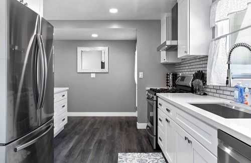 Buena Park House | Stylish Modern Home, Pool & Spa, 7 Mins to Disney