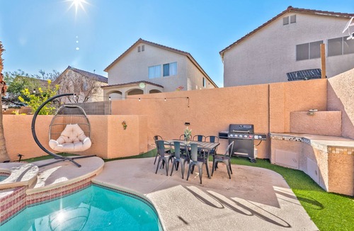 Spring Valley Villa | Stylish Modern Villa! 4 Bedrooms 2.5 Bath.