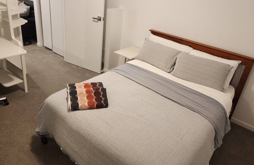 Robina Apartment | Stylish Terrace Home in the Heart of Robina. Pool and Pet Friendly!