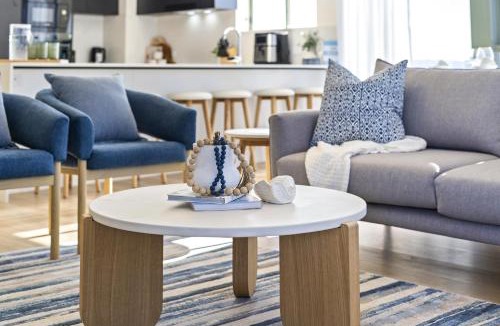 Surfers Paradise Apartment | Sun City, 4 Bedroom Ocean View Family Apartment - KIDS STAY FREE