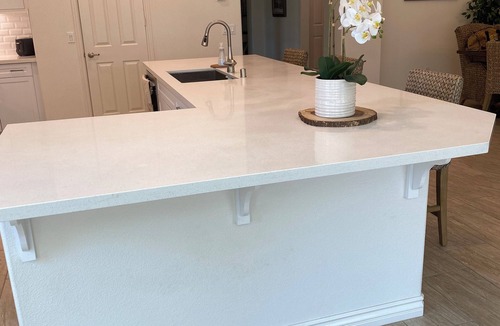 Terra Lago House | sunny Elegant Retreat 3-bedroom house with AC in charming Indio 55+