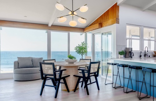 Cayucos House | Sunrise to Sunset Views Cayucos Beachfront Home