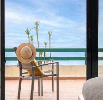 Mina do Azeiche Apartment | Sunset Cliffs with Ocean View by Portugal Active
