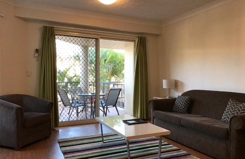 Surfers Paradise Apartment | Sunset Island Resort