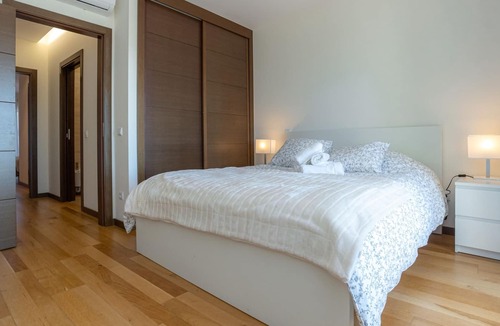Figueira da Foz Apartment | Sunshine Coast Apartment by Rent4All