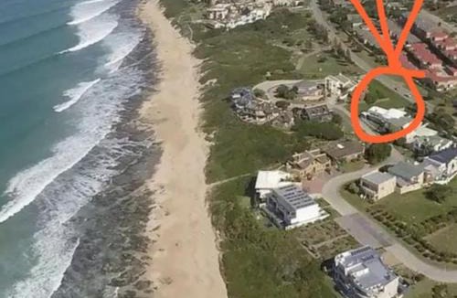 Wavecrest House | Surf n Sea Beachfront Holiday Home