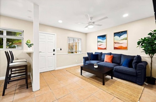 West Beach Apartment | Surf Station B | 1BR Walk to Beach & Funk Zone