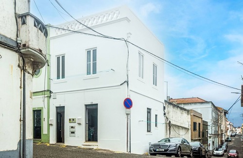 Sao Pedro Apartment | Surfers Inn 2 by Interhome