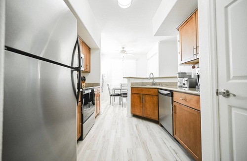 Las Vegas Condo | SVS: 2BD/2BA Condo | Gated Community | Pool & Gym | 5 Min to Strip