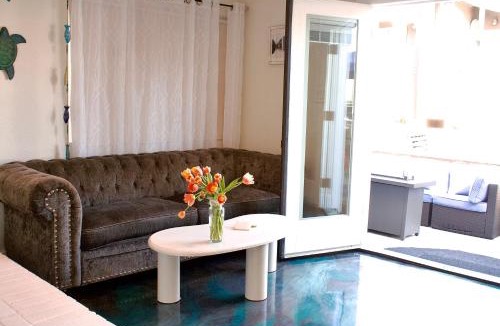 West Newport House | Sweet Beach Duplex