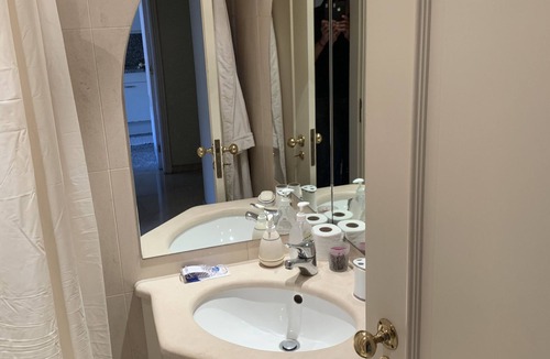 Sao Domingos de Benfica House | Sweet room with bathroom in lisbon