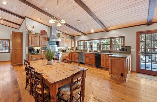 Big Bear Lake House | Switzerland Estate | Hot Tub | Dogs OK | Sleeps 16