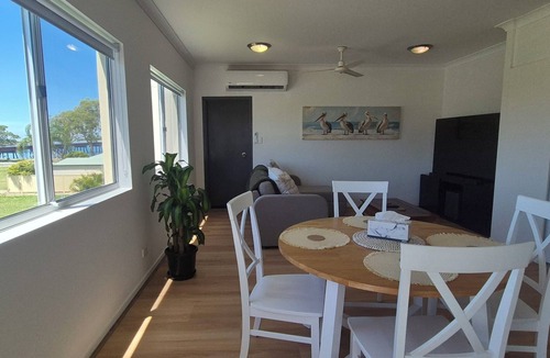 Bellara Apartment | Sylvan Esplanade - Beds by the Beach!