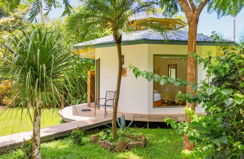 Ballena Villa | Synergy Retreat Center: Luxurious, with pool, river and expansive 360° Yoga Deck