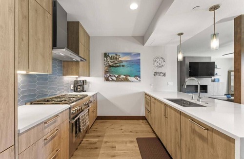 Stateline Condo | Tahoe Beach Club Luxury Ski & Lake Retreat