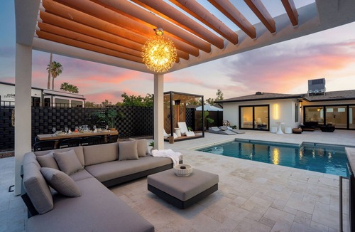 Tempe House | Tempe Luxe Hideaway: Pool, Spa, Sauna, Game Room, close to ASU and Downtown