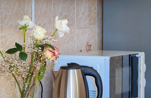 Charneca de Caparica e Sobreda House | Terraço 26 Villa - Large 8BR Sleeps 22 w/Garden & Terrace near Lisbon & Beaches