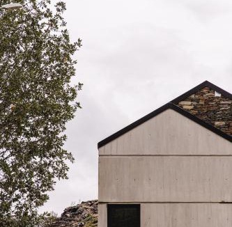 Vila Ruiva Apartment | TerraSense Mountain Charm Retreat & Farm