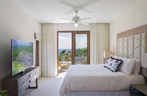 Guacalito de La Isla Condo | Terraza H5 Fully Equipped Luxury Penthouse @ Guacalito de la Isla
