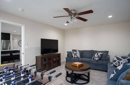 Springville House | The 13th Hole House at River Island Golf Course