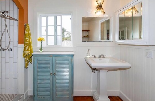 Albion House | The Albion Haus, Walk to the beach!