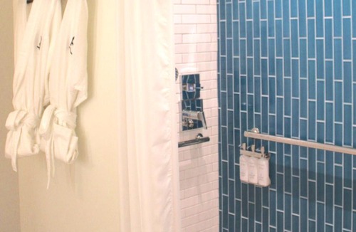 North Whisman Hotel | The Ameswell Hotel