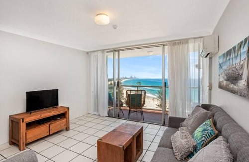 Burleigh Heads Apartment | The apartment in the heart of Burleigh, in Burleigh. Level3!