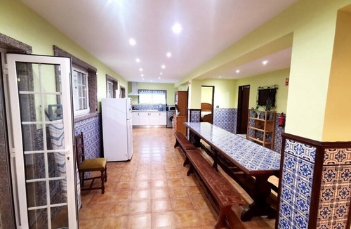 Aveiro House | The Bairrada House with Free Garage