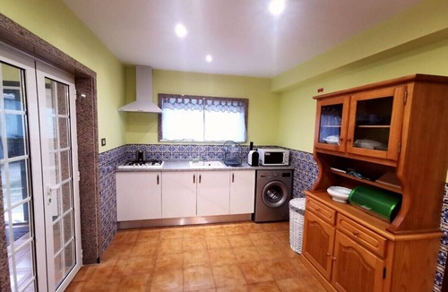 Aveiro House | The Bairrada House with Free Garage