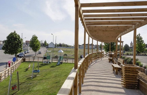 Aveiro House | The Bairrada House with Free Garage