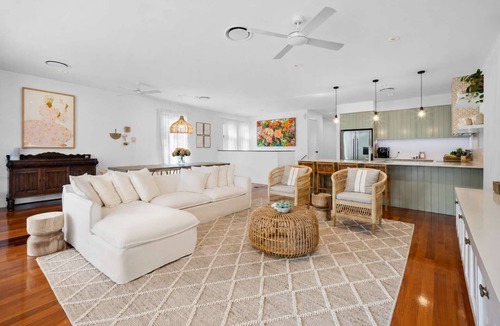Burleigh Heads House | The Beachside House with Pool & Walk to Beach