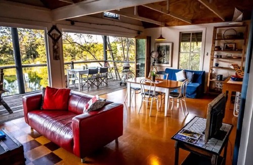 Ravensbourne Cottage | The Boathouse fabulous weekends on Cloudlake.