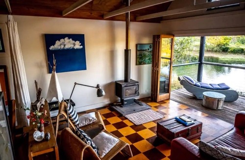 Ravensbourne Cottage | The Boathouse fabulous weekends on Cloudlake.