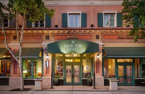 Atascadero Hotel | The Carlton Hotel, Atascadero Paso Robles, a Tribute Portfolio Hotel