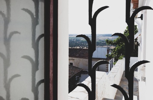 Monsaraz House | The Castle Window