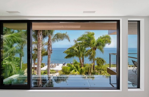 The Mesa House | The Cliff - 80' of Prime Bluff Oceanfront