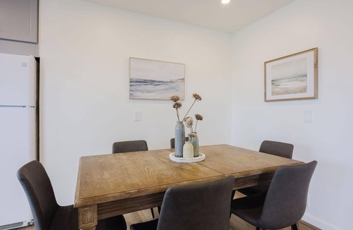 El Granada House | The Coastal Retreat, Scenic Harbor, Ocean Views, Walk to Beach, Restaurants