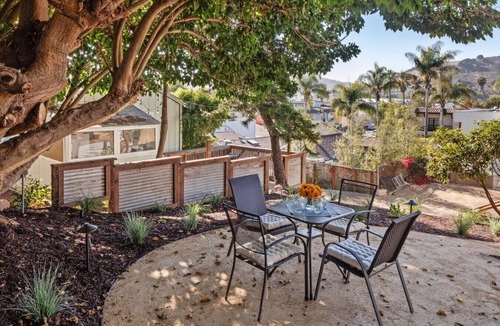 Avila Beach House | The Coral House | Luxury King 1BR & Ocean View