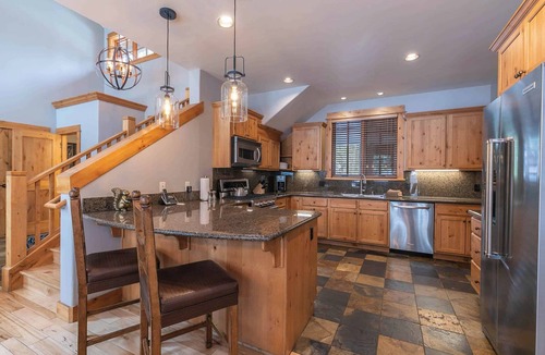 Truckee Cottage | The Cottages at Old Greenwood