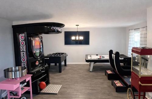 Exeter Villa | The Country Estate with Custom Fire Pit and Massive Pool