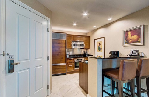 Las Vegas Condo | The Crown Jewel: Top-38th Floor Penthouse Duo @ MGM Signature-2BR/3BA