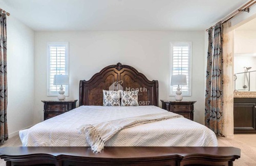 Valle Lindo House | The Emerald on Blossom Way